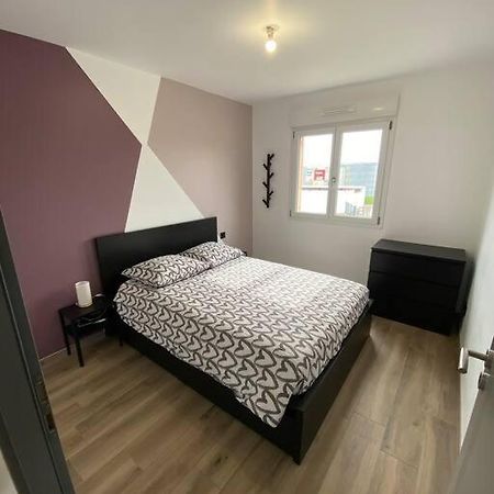 Appartement Climatise Charmes  Eksteriør bilde